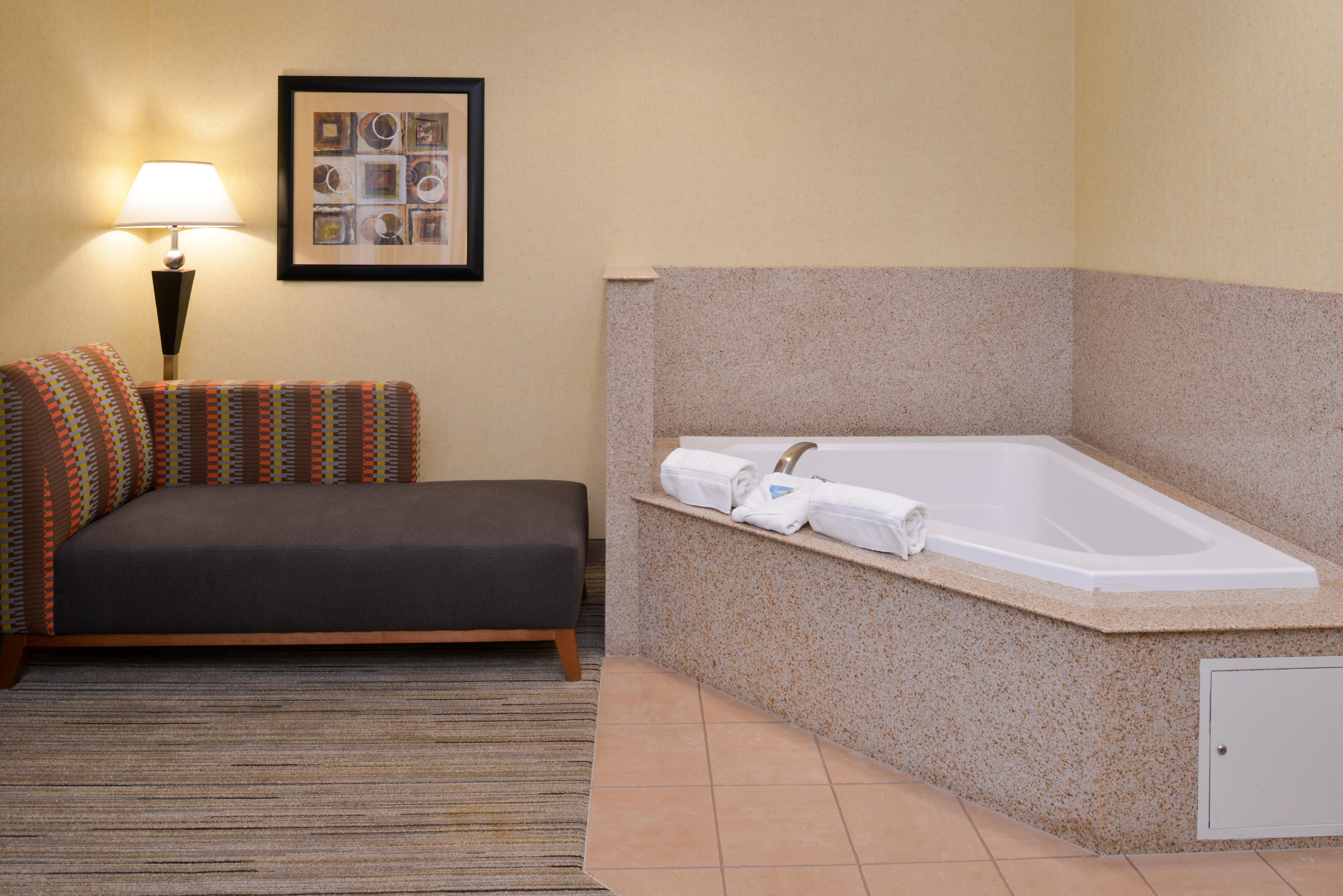 holiday inn express hotel and suites nampa by ihg