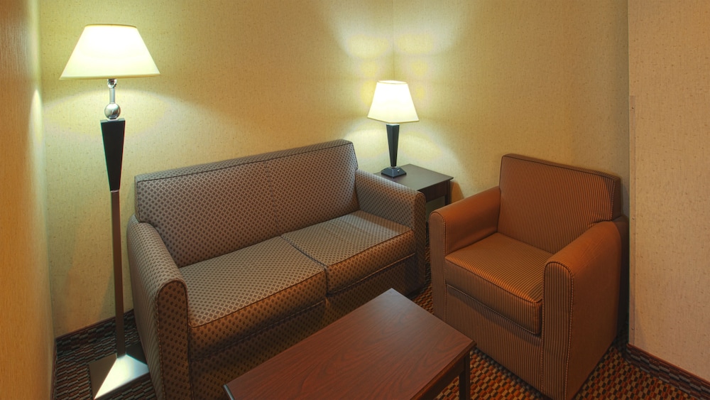 holiday inn express hotel and suites nampa by ihg