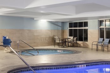 Holiday Inn Express Hotel & Suites Nampa By Ihg,Nampa>>Boise,3 star