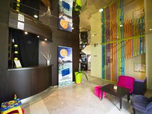 ibis styles nantes centre place royale
