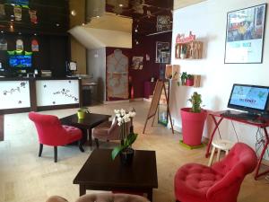 ibis styles nantes centre place royale