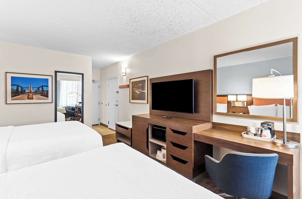 hampton inn chicago naperville