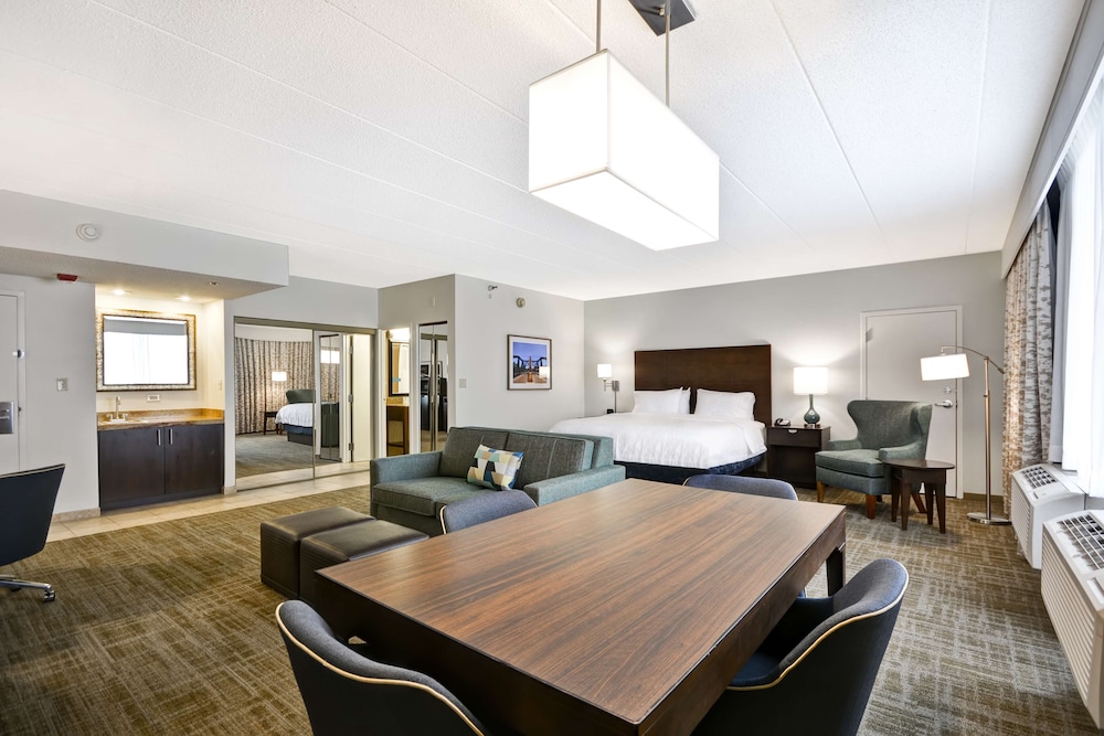 hampton inn chicago naperville