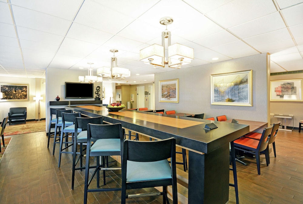 hampton inn chicago naperville