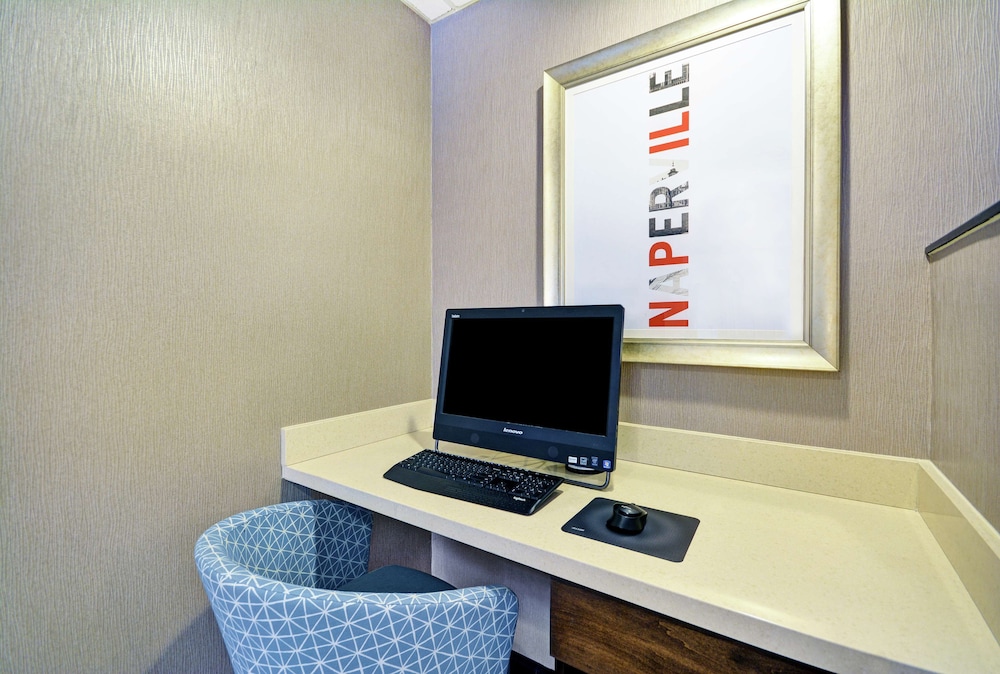hampton inn chicago naperville