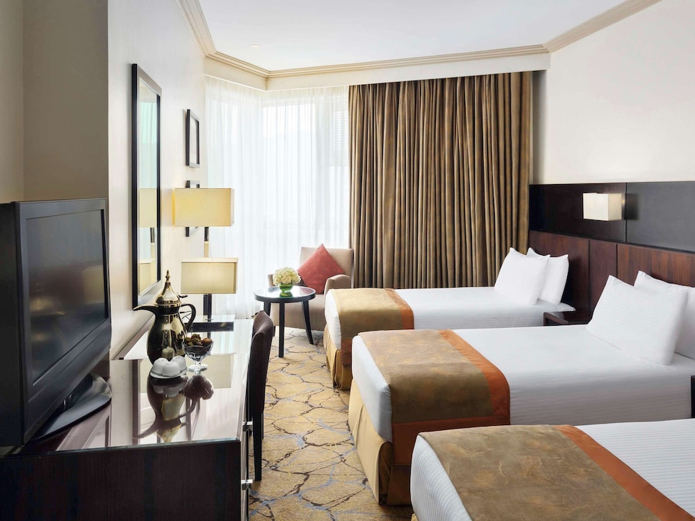 movenpick hotel and residences hajar tower makkah