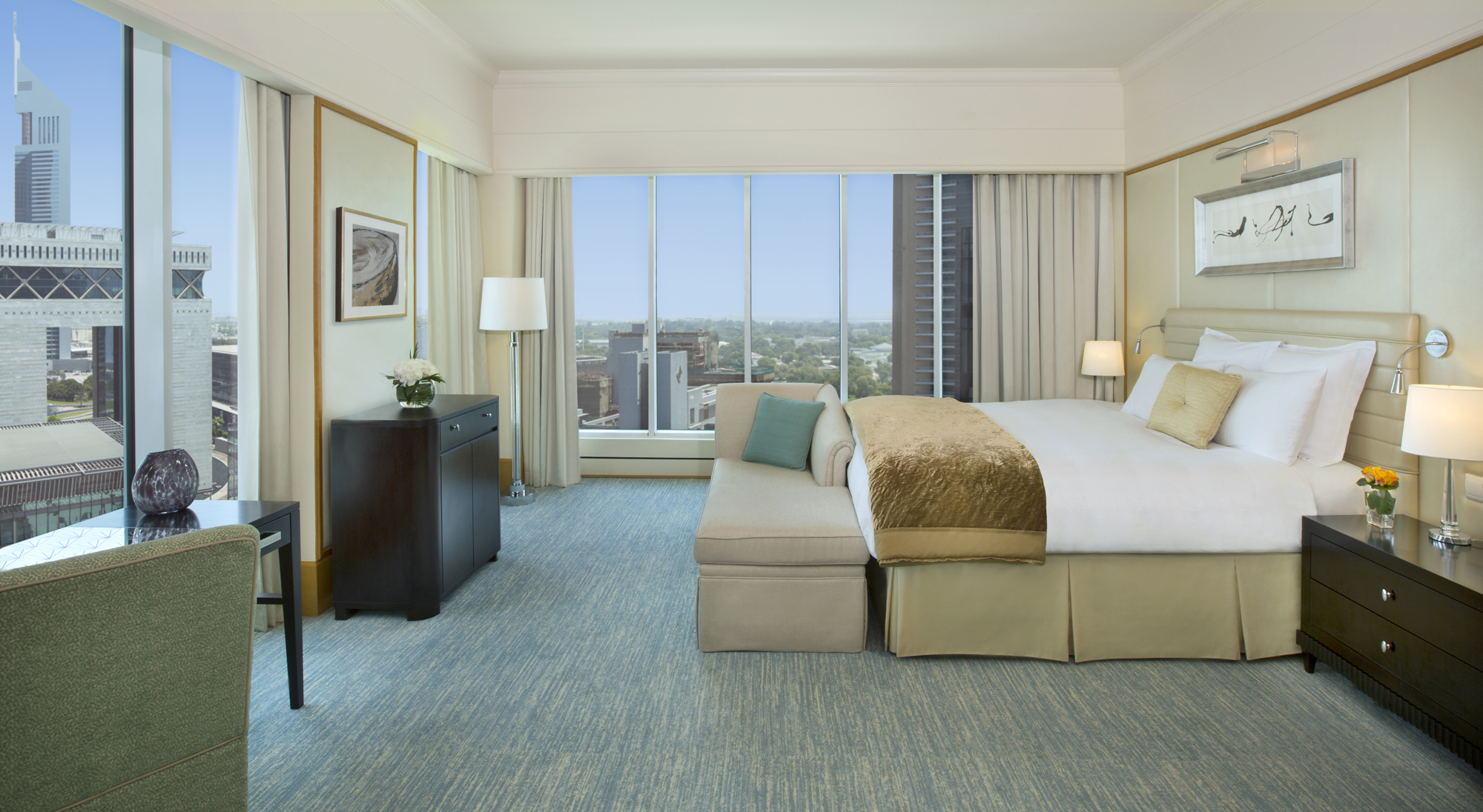 the ritz carlton dubai international financial centre