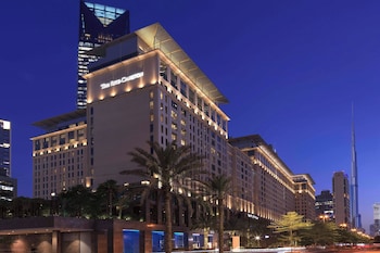 the ritz carlton dubai international financial centre