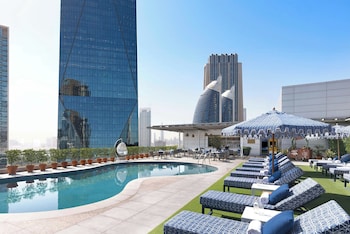 the ritz carlton dubai international financial centre