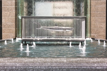 the ritz carlton dubai international financial centre