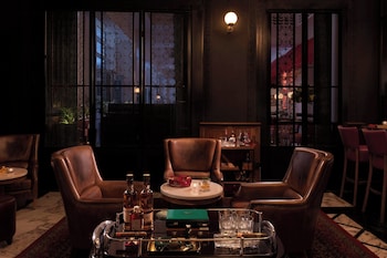 the ritz carlton dubai international financial centre