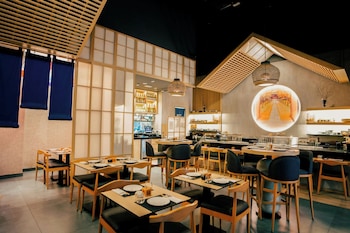 the ritz carlton dubai international financial centre