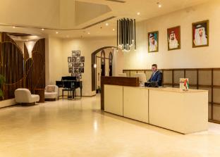 majestic cove hotel