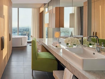 sofitel dubai downtown