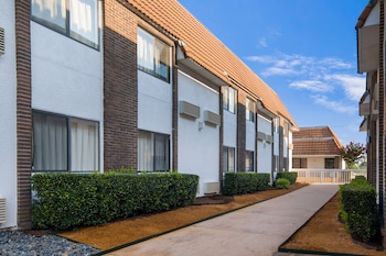 motel 6 duncanville tx dallas