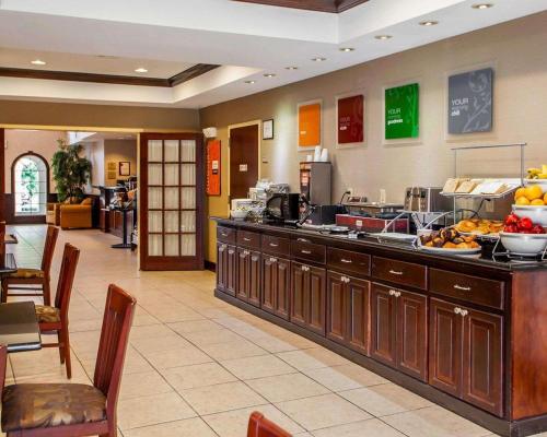 Comfort Suites East Brunswick - South River,Middlesex>>East Brunswick,3 star