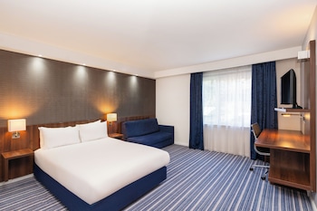 holiday inn express cambridge duxford m11 j10