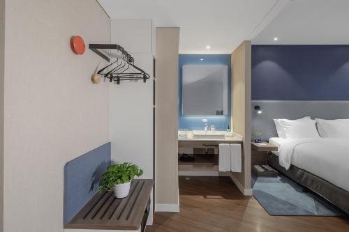 holiday inn express shanghai chongming by ihg