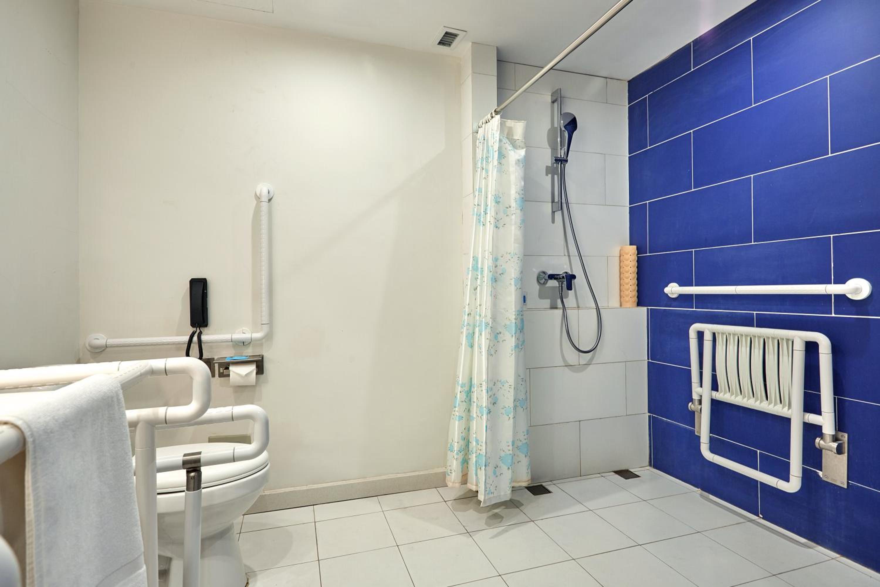 holiday inn express nanjing xuanwu lake by ihg