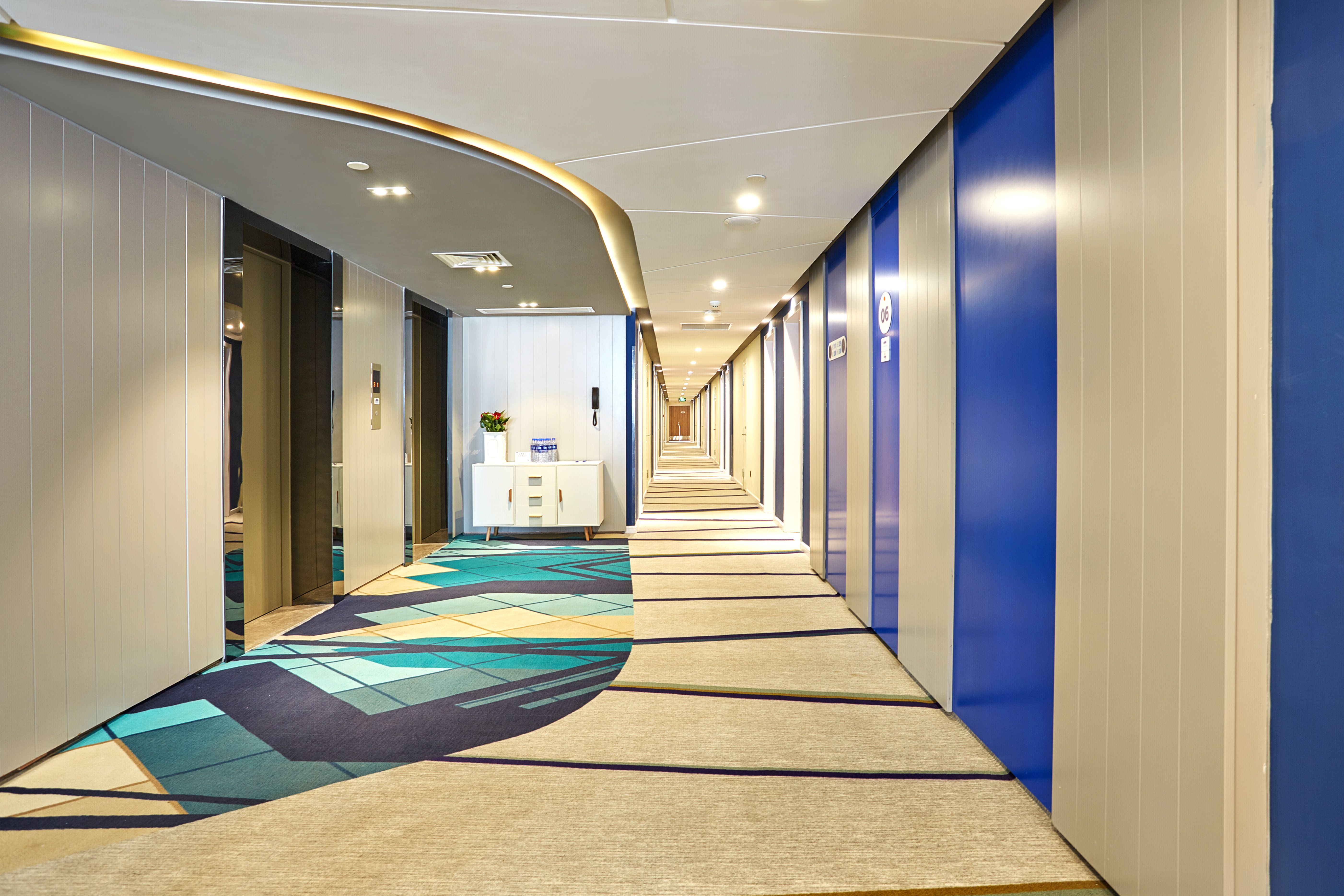 holiday inn express nanjing xuanwu lake by ihg