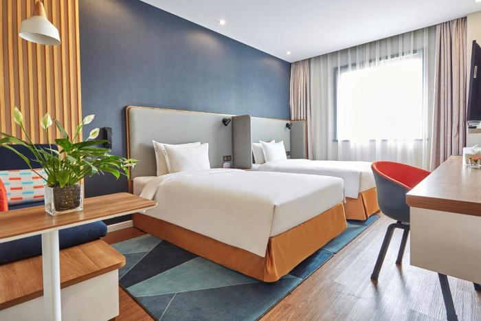 holiday inn express nanjing xuanwu lake by ihg