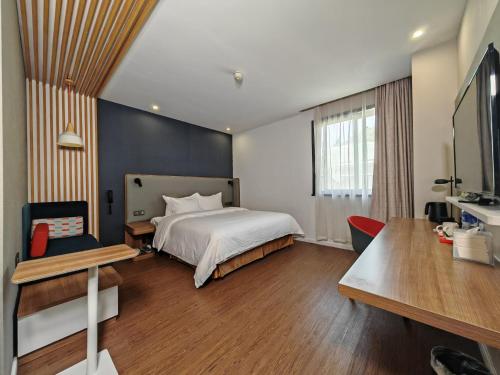 holiday inn express nanjing xuanwu lake by ihg