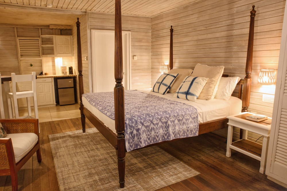 eco lifestyle and lodge