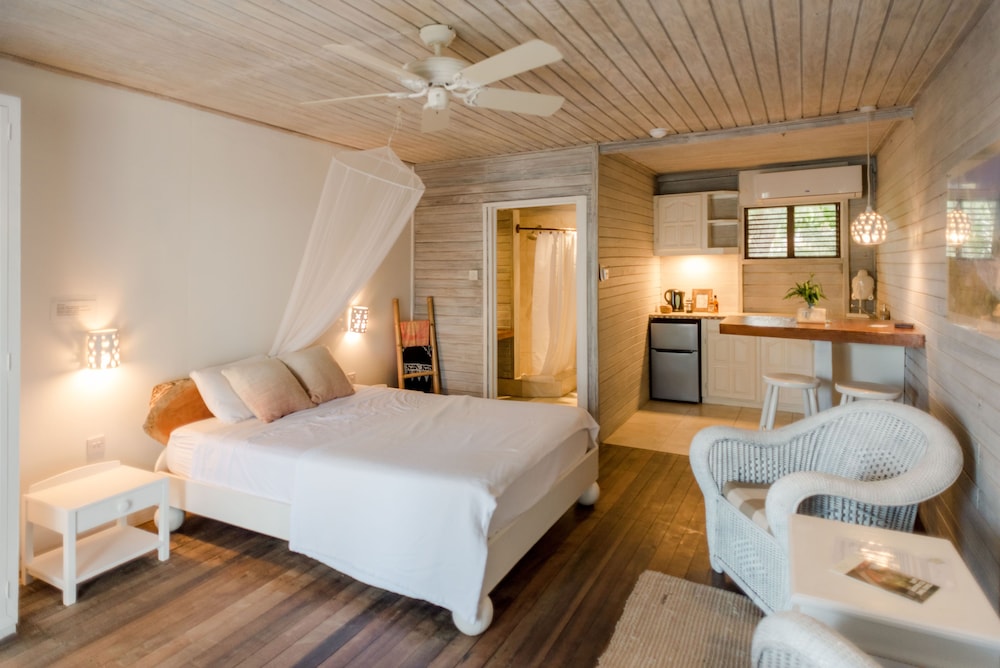 eco lifestyle and lodge