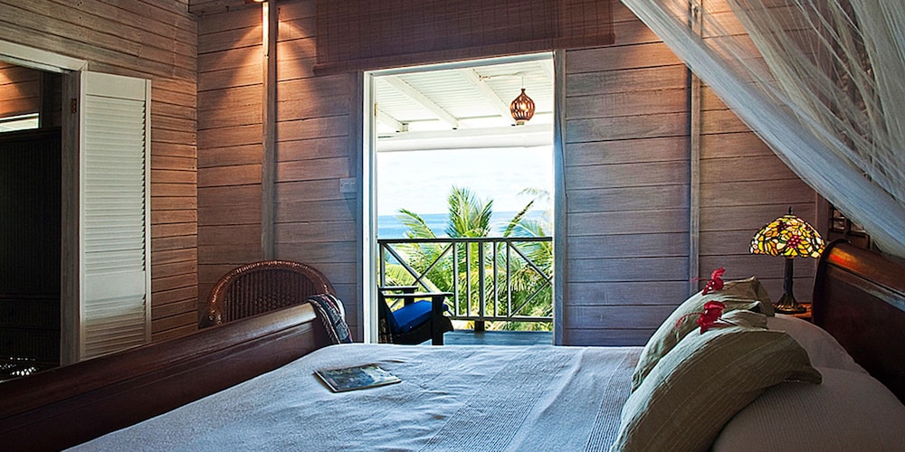 eco lifestyle and lodge