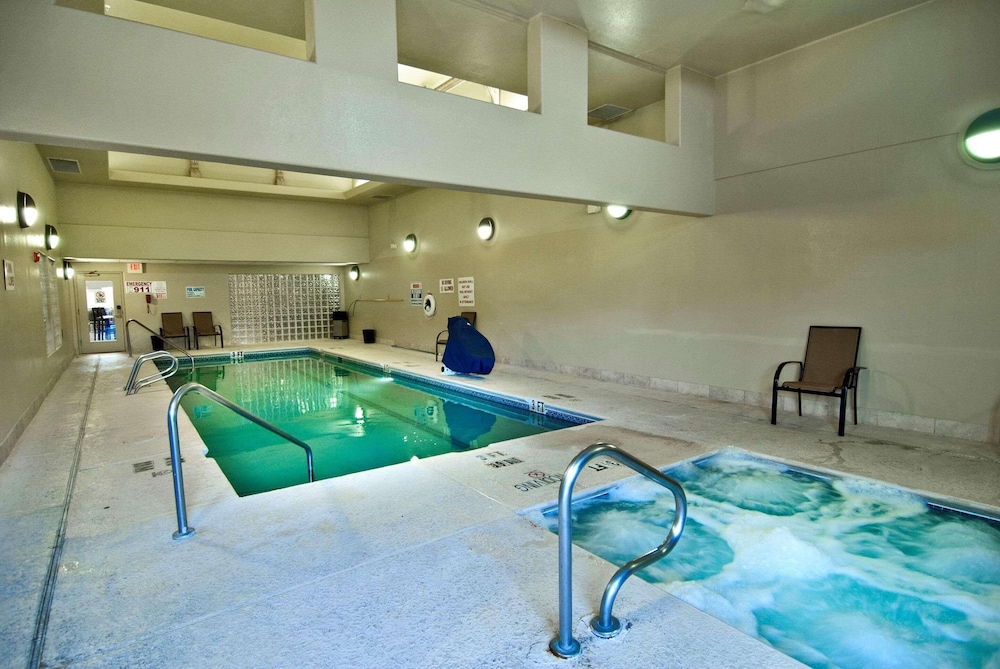 radisson hotel el paso airport