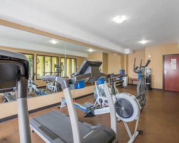 comfort inn and suites airdrie