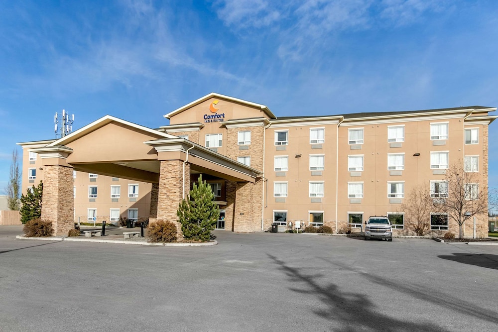 comfort inn and suites airdrie