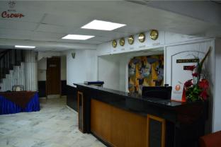 hotel crown