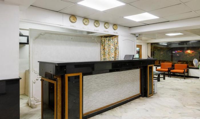 hotel crown
