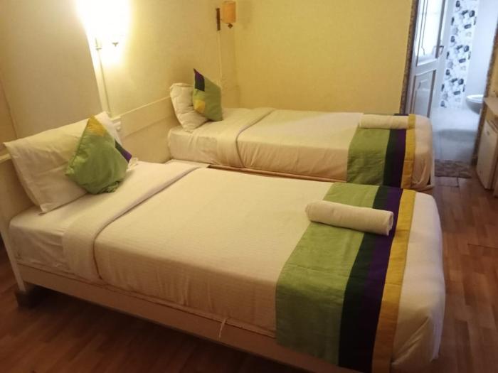 hotel crown