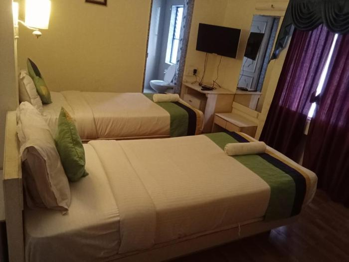 hotel crown