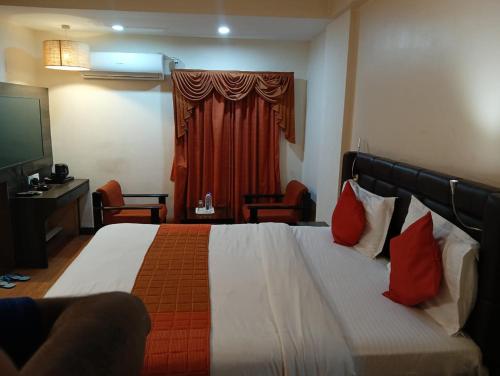 hotel crown