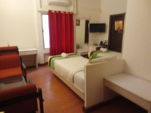 hotel crown