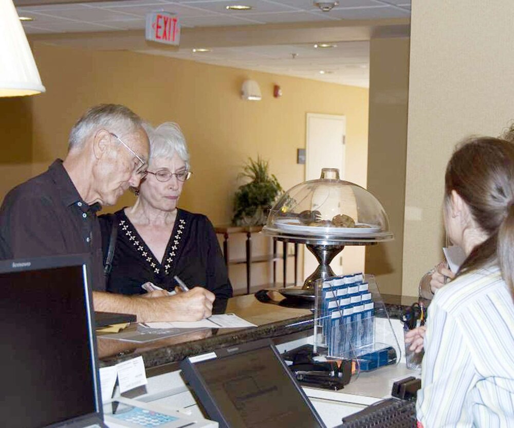 hampton inn and suites dayton airport