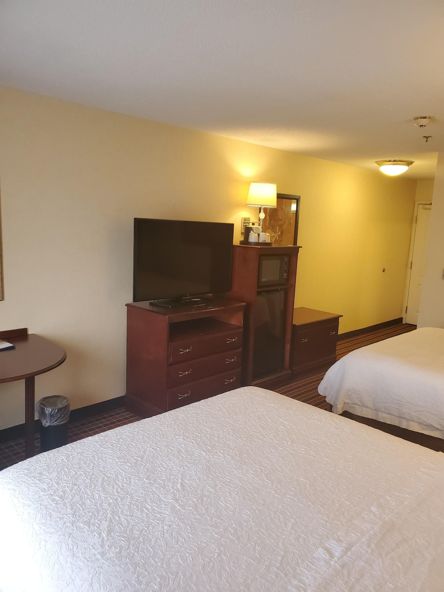 hampton inn and suites dayton airport