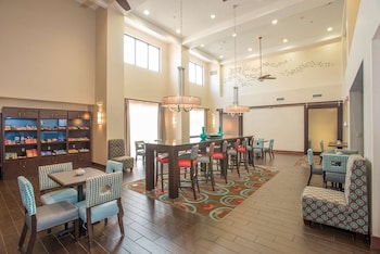 Hampton Inn & Suites Dayton-Airport,Englewood>>Dayton,3 star