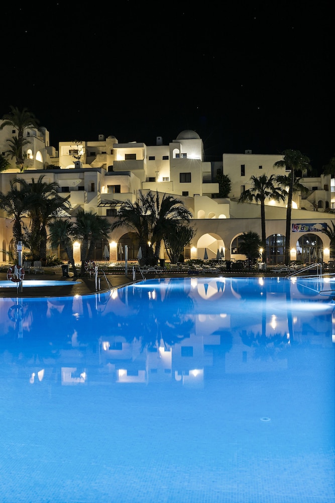 apartamentos best club pueblo indalo