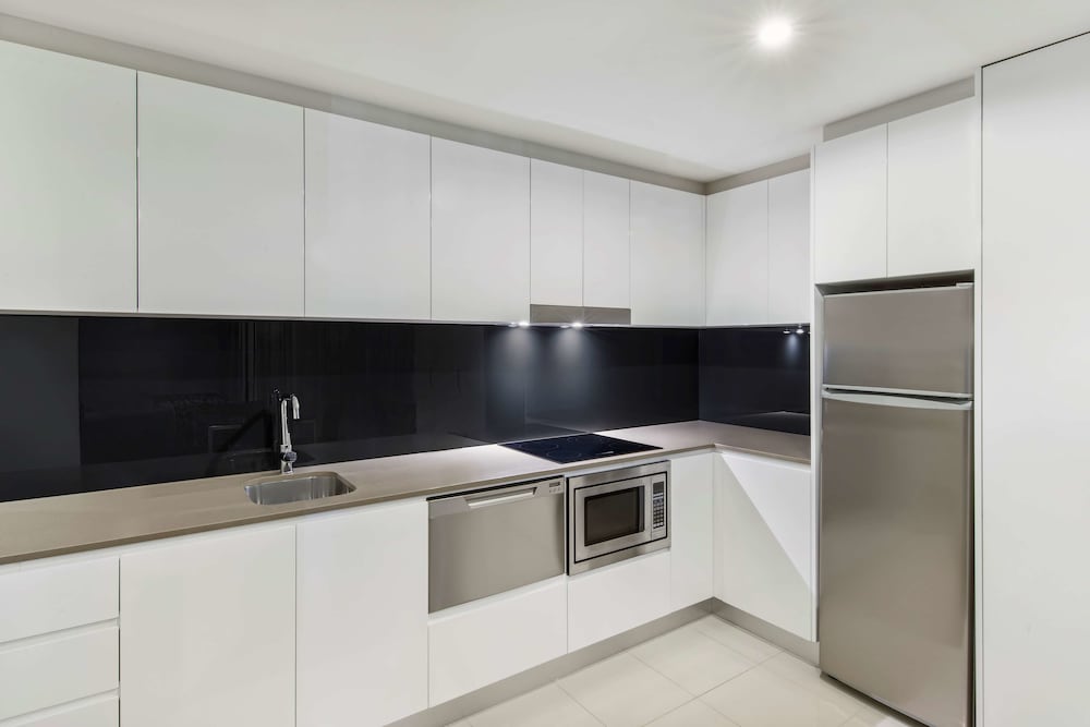 adina serviced apartments canberra dickson