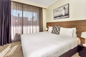 new haus by hougoumont hotel