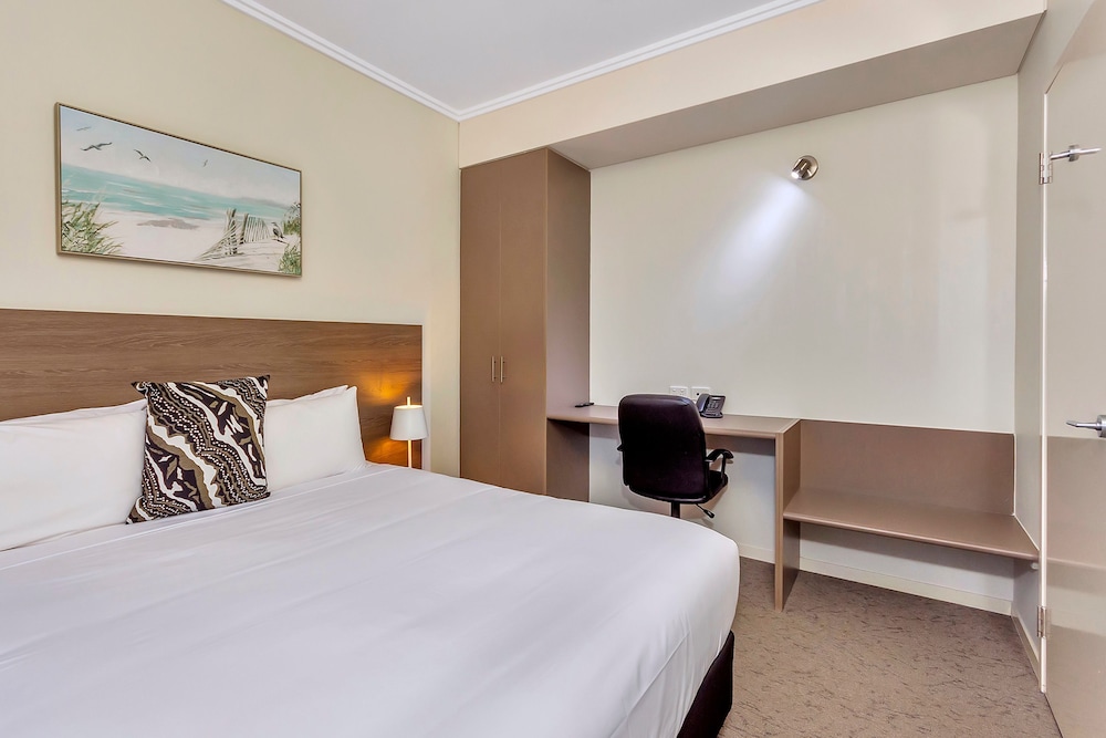 new haus by hougoumont hotel