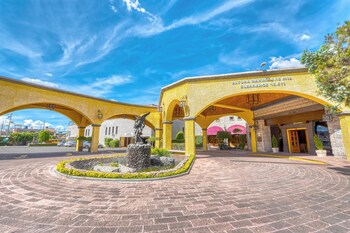 holiday inn queretaro centro historico by ihg