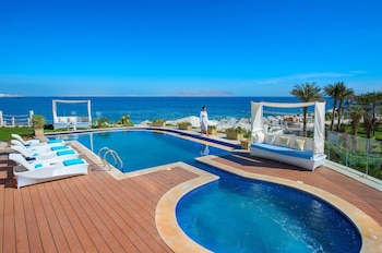 sunrise arabian beach resort grand select