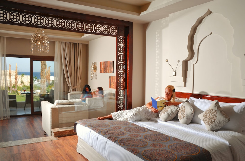 sunrise arabian beach resort grand select