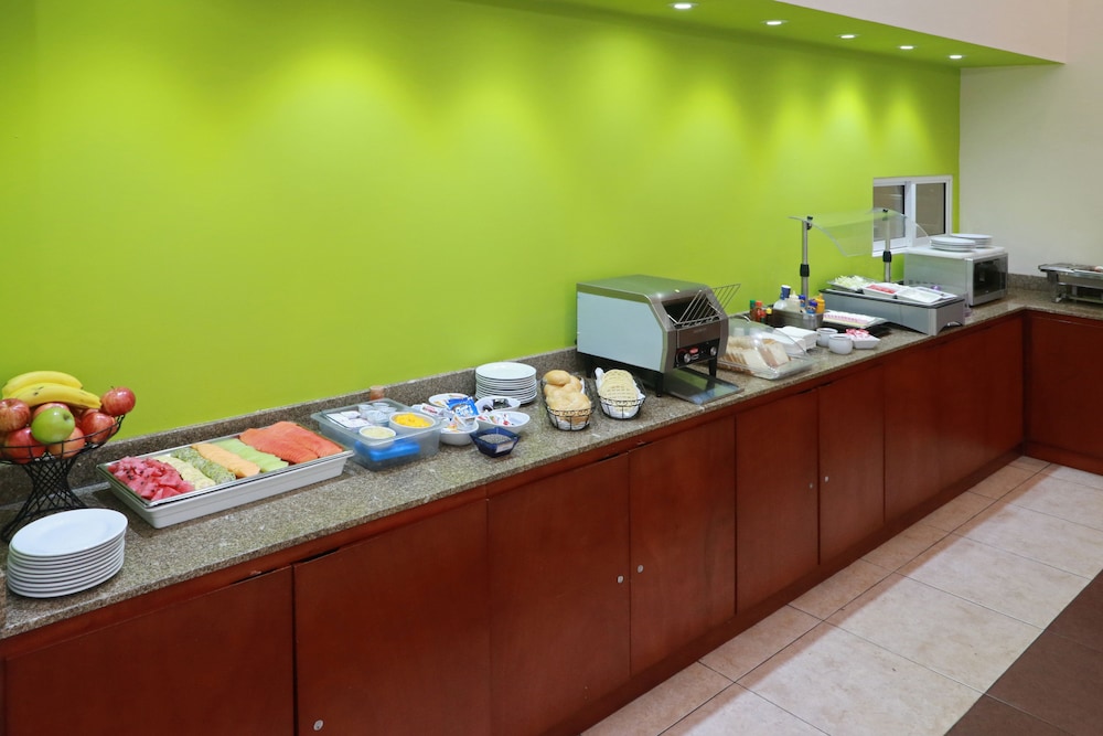 staybridge suites queretaro by ihg