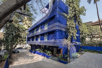 Kemps Corner,Andheri East, Mumbai,2 star